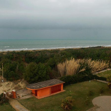 Appartamento Vicino Alla Spiaggia Calambrone Buitenkant foto